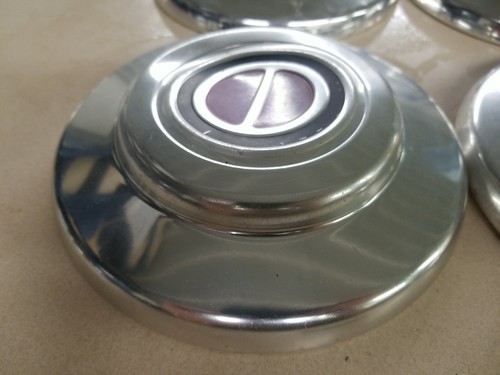 *Set of 4* 1983-1992 Ford Bronco Explorer Ranger 7.5" Hubcaps USED - Picture 4 of 12
