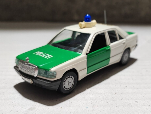 GAMA - 1167 Mercedes Benz 190E Polizei - scala 1/43 - Foto 1 di 19