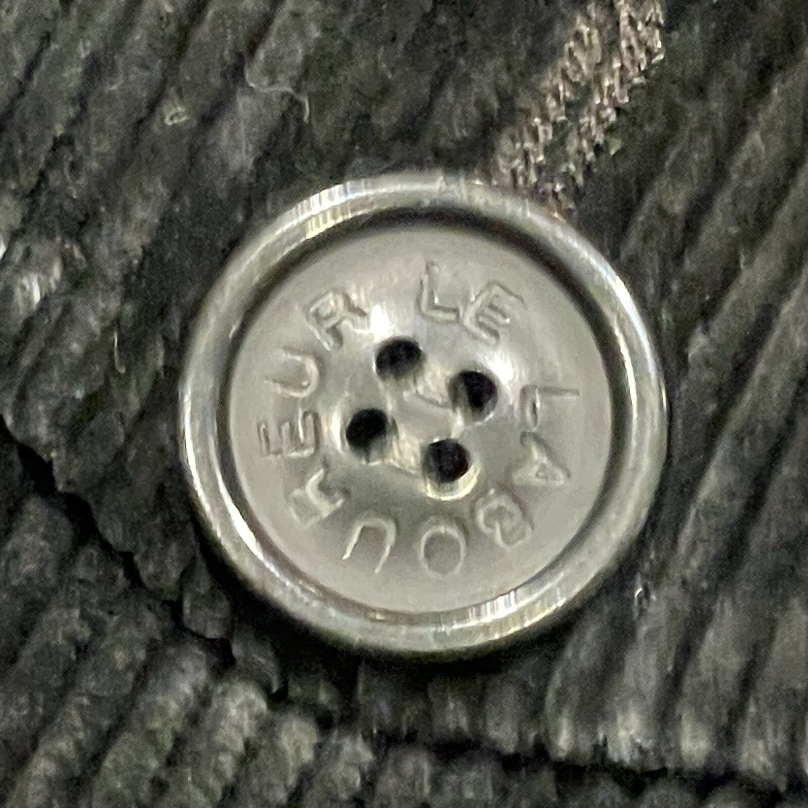 Picture 5 of 19