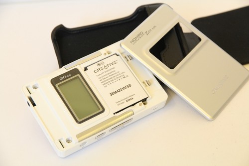 CREATIVE Jukebox Nomad Zen NX 30GB MP3 Digital Media HDD Audio Walkman Player - Picture 10 of 12