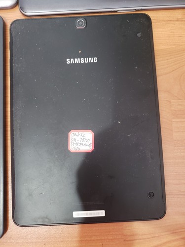 Lot of 4 Samsung Galaxy Tab 2 GT-P5113/Tab 10.1" GT-P7510/Tab S2 SM-T812T Tablet - Picture 19 of 24