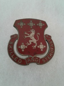 Authentic-US-Army-704th-Maintenance-Battalion-Unit-DI-DUI-Insignia-Crest-22M