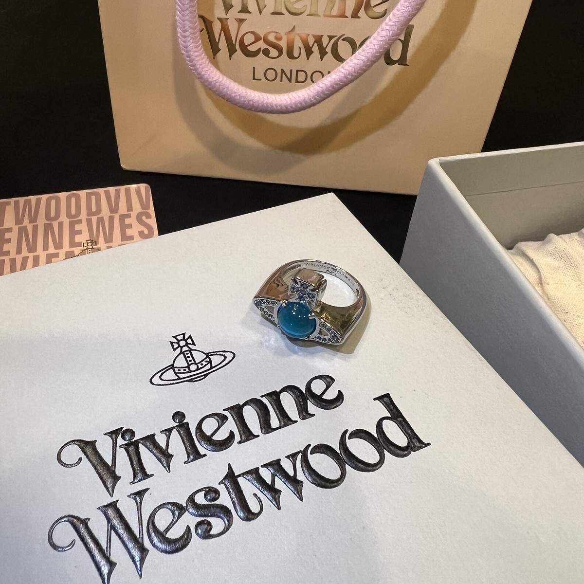 Vivienne Westwood リング 【保証書付】 0441615816011-1.jpg