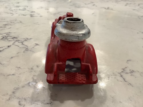 Hubley Cast Iron Vintage 4.75" Red Fire Truck 2230 Rubber Tires - Picture 3 of 12