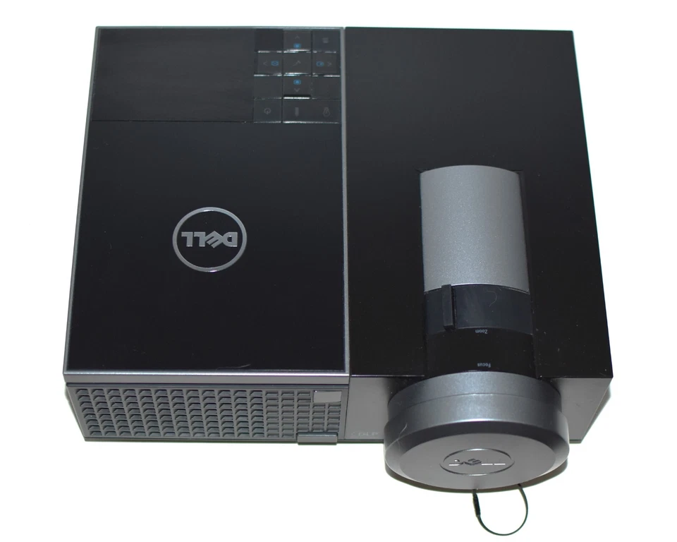 Dell 4220 Full HD XGA, 1024x768,PC 3D Ready, DLP Projector HDMI 4100 Lumens Case - Image 3 of 4