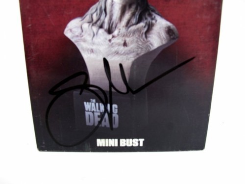 Busto autografiado de niña en bicicleta Walking Dead KNB EFX Greg Nicotero: 291TF97 - Imagen 4 de 4