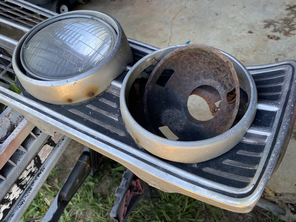 Ford Fairlane Torino 1968 radiador delantero parrilla aluminio con puertas faros Foto 3 de 4