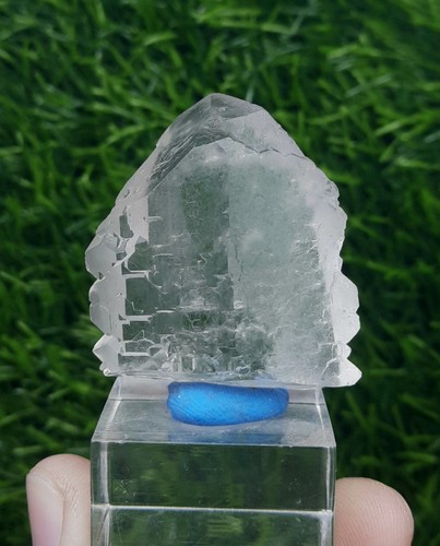 Seltener transparenter Gwindel Quarz Kristall aus dem Zagi Gebirge Kpk Pakistan.