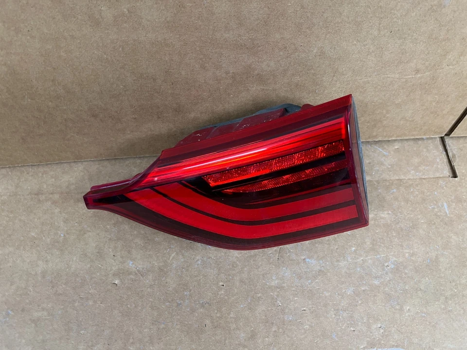 OEM 2017 2018 2019 KIA SPORTAGE LED LUZ TRASERA PUERTA LEVADIZA MONTADA DERECHA DERECHA ¡BONITO! Foto 4 de 4