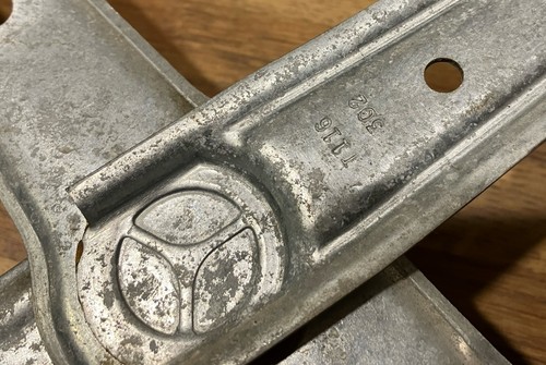 1996-2000 Cirrus Stratus Breeze RIGHT Front Power Window Motor & Regulator RH - Picture 9 of 9