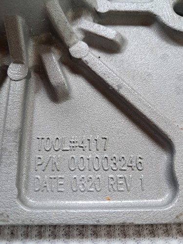Attwood 67739 Lock-N-Pin Base Plate 7 x 7 inch - Picture 3 of 4
