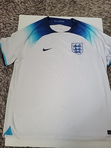 MAGLIA HOME ENGLAND 2022 MAGLIA CALCIO CALCIO NIKE DN0687-100 UOMO TAGLIA 2xl - Foto 4 di 11