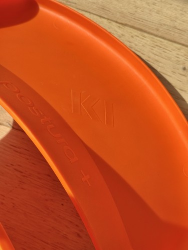 2 x Postura+ Einteiler Stühle Größe 3, 6-7 Jahre, 350 mm Sitzhöhe, Tangerine Fizz - Bild 16 von 24