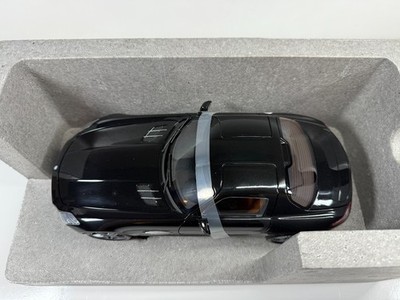 1:18 Mercedes-Benz SLS AMG Obsidian Black Met. Dealer Edition
