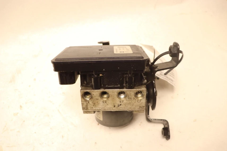 2015-2017 Cadillac Escalade Power antibloqueo ABS módulo de bomba de freno OEM Foto 4 de 4