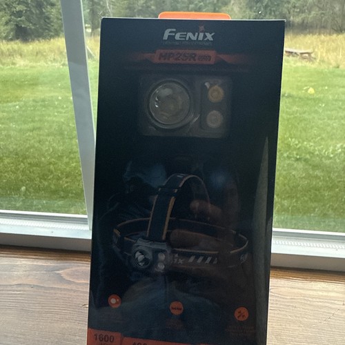 Fenix HP25R V2.0 1600 Lumen wiederaufladbare Stirnlampe mit Flutlicht & Rotlicht - Bild 1 von 4