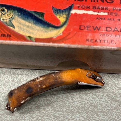 Esca da pesca vintage papà rugiada con scatola basso luccio pickerel salmone rara HTF metallo - Foto 3 di 12