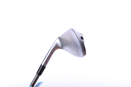 TaylorMade 2021 P790 50* Approach Wedge RH 35.5 in Graphite Shaft Regular Flex - Picture 7 of 8