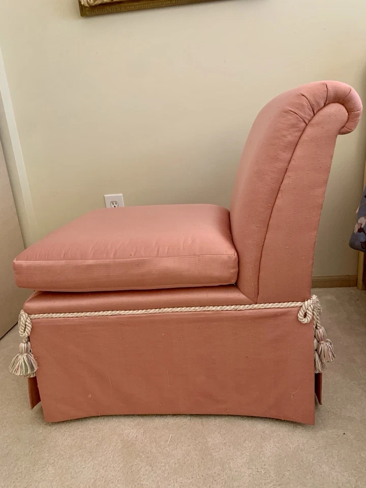 Baker Furniture Luxury Slipper Chair, Rose Color, Pristine, 2 Available - Image 4 of 4