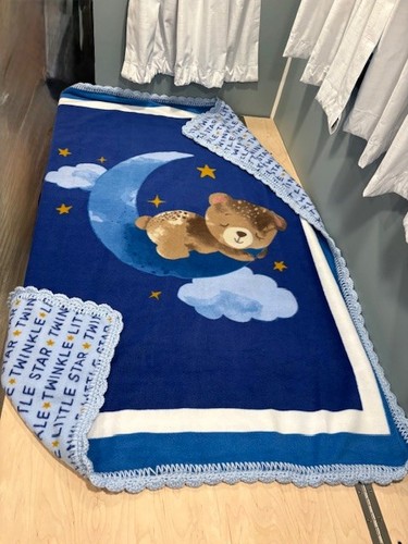 Cozy Fleece Blanket with Handcrafted Crochet Edging Twinkle Twinkle 45"X56" - Picture 2 of 6