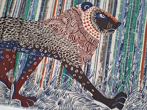 INOUITOOSH Wolle/Seide unglaublicher Schal mit einem Löwenbild. - Bild 5 von 14