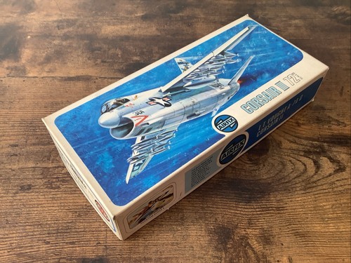 Vintage 1/72 AIRFIX Series 3 Type 4 Model Kit US Navy Flugzeug Corsair II