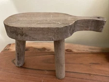 New Primitive Farmhouse WOODEN MILKING STOOL CANDLE RISER Shelf Sitter