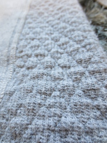 Twenty Eight & Main Sweater XL Gray Waffle Walt Disney Logo Sweatshirt Pullover - Picture 5 of 20