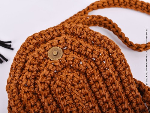 Handgefertigte gehäkelte Tragetasche, praktische Damenhandtasche für einen schicken und nachhaltigen Look - Bild 30 von 38