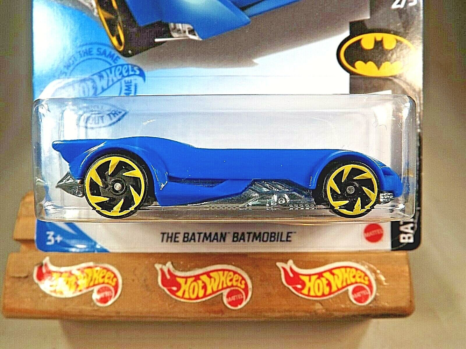 DC Comics Hot Wheels Batman THE BATMAN BATMOBILE Blue / Yellow Spoke Wheel  *NEW*