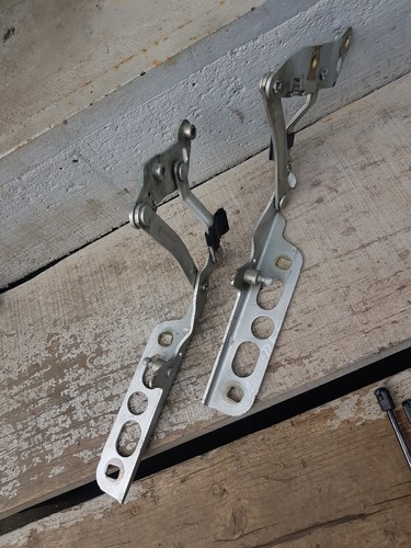 Ford Mondeo Turnier BWY MK3 Motorhaubenscharniere Scharniere Motorhaube silber