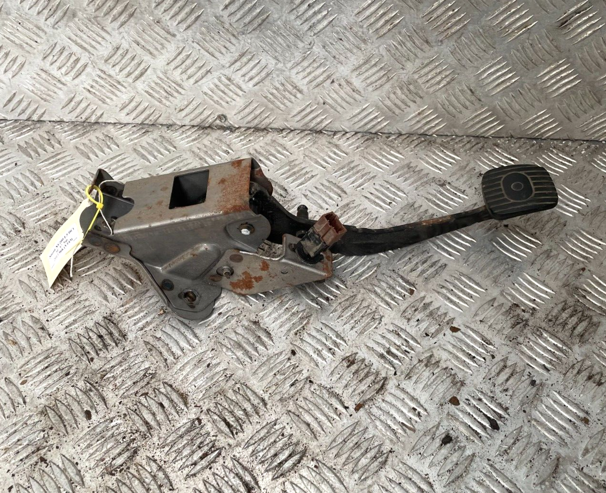 Nissan NV200 1.5 2009-17 Clutch Pedal 46503-JX04B | eBay