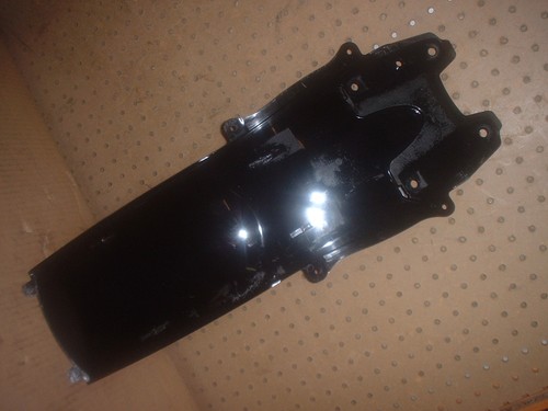 Suzuki GSXR600 GSXR750 Fender Under Rear Undertail 06-07 - Picture 4 of 4