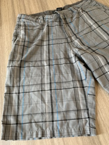 O'Neill Shorts Herren 34 Chino kariert Taschen Gürtelschlaufen Strand Outdoor grau - Bild 2 von 12