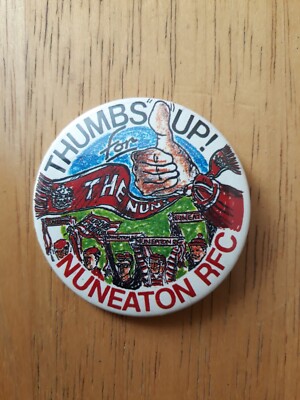 Vintage Nuneaton RFC Rugby Football Club Daumen hoch für die Nonnen Pin Anstecker