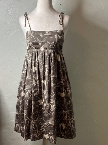 Eliot grau Blumen Spaghettiträger Babydoll Mini Sommerkleid gefüttert mit Taschen Größe 4