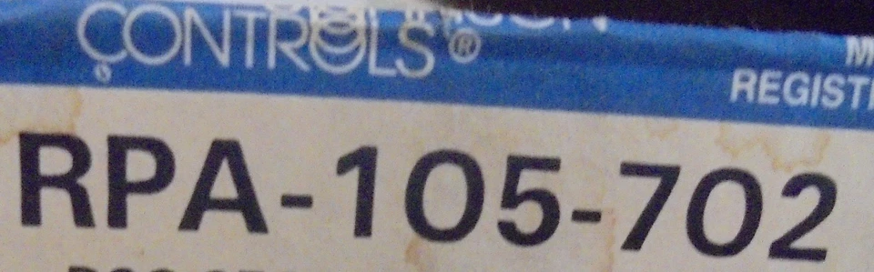 CONTROLES JOHNSON, FUENTE DE ALIMENTACIÓN REGULADA, RPA-105-702 Foto 2 de 4