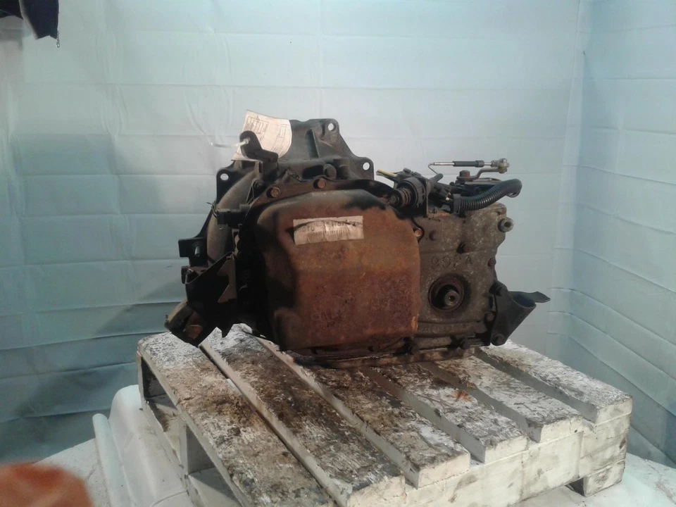 Used Automatic Transmission Assembly fits: 1990 Oldsmobile Ciera AT TH125 FWD 6- - Изображение 3 из 4