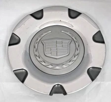 2004 2005 CADILLAC SRX 18" Wheel Hub Center Cap Factory Original OEM 9594307