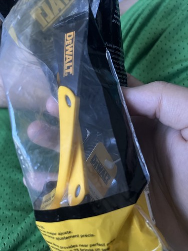 DEWALT Protector Plastic Safety Glasses Black - Picture 3 of 3