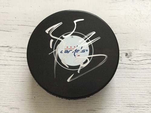 Braden Holtby Signed Autographed Washington Capitals Puck Beckett BAS COA c - Picture 3 of 3