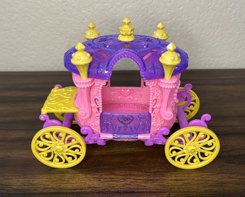 Disney Princess 2013 Mattel Little Kingdom lila & rosa königliche Kutsche - Bild 7 von 8