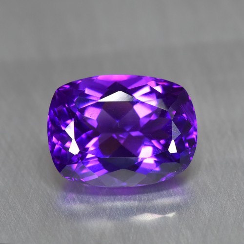 Cuscino 7,09 ct_Pietra preziosa ametista viola viva naturale chiara_Bolivia