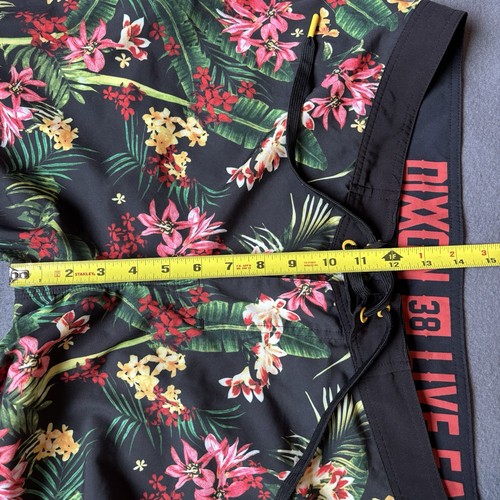 Pantalones Cortos Dixxon Franela Australia Gili Board Para Hombre 38 Floral AOP con Bolsillo - Imagen 9 de 12