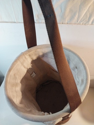 Klein Tools 5104 Canvas Bucket with Leather Bottom 12-Inch - Imagen 3 de 8