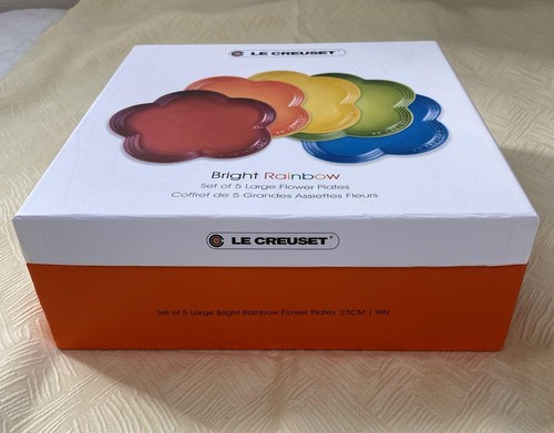 Le Creuset Blumen Teller Set groß 9,06 Zoll buntes Steinzeug Geschirr - Bild 4 von 4