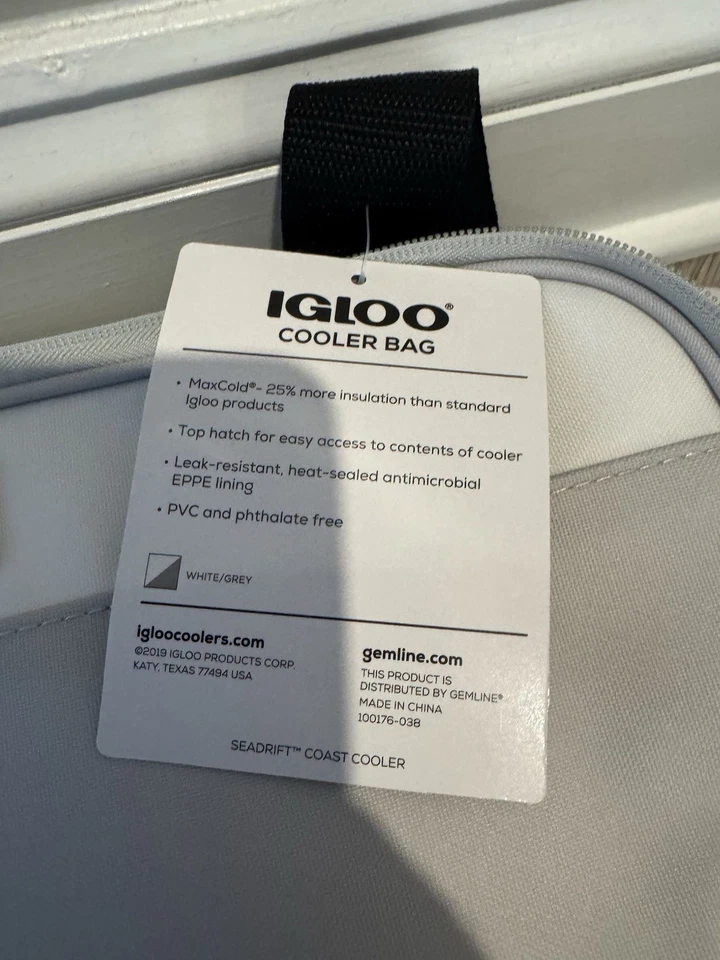 NEW Igloo MaxCold Cooler Bag 36-Cans Insulated Soft Foldable New With Tags Wow - Image 3 of 4