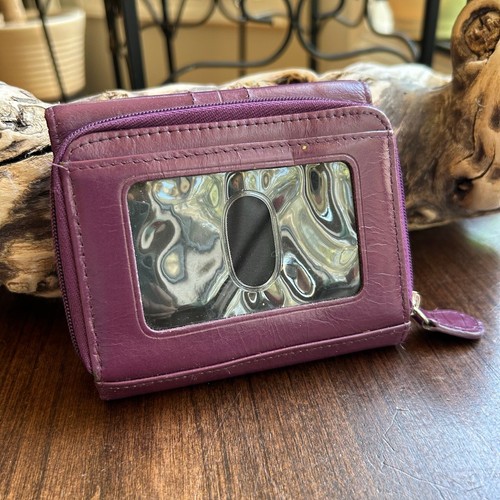 Vintage Buxton COWHIDE WOMEN'S WALLET LEATHER SMALL purple trifold - Picture 3 of 11