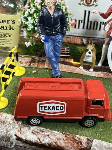 Corgi Juniors Petrol Tanker Texaco Fuel Truck Red Diecast USED NM Condition - Picture 6 of 10