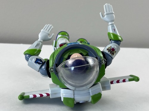 Thinkway Toy Story Buzz Lightyear einziehbare Flügel & Raketen auf Beinen selten 1995 - Bild 11 von 11